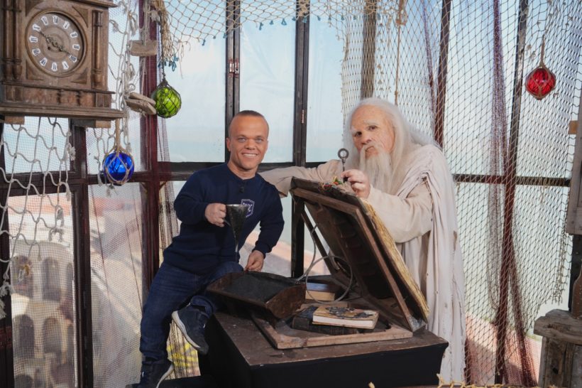 Passe Muraille et le Père Fouras Animation dédicaces et jeux personnages de Fort Boyard